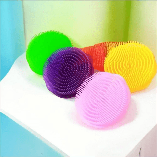 Scalp Massage Brush – Gentle Exfoliation &amp; Hair Growth Support 